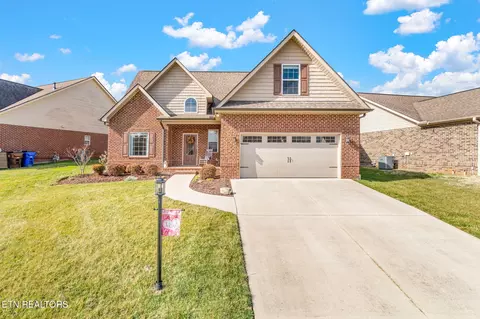 3323 Parrish Hill Ln, Knoxville, TN 37938