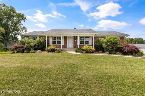 7621 Temple Acres Dr, Knoxville, TN 37938