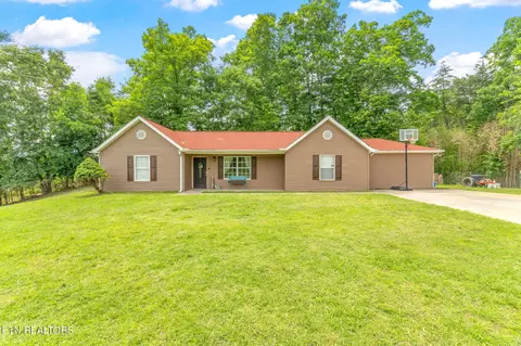 135 Buck Ln, Maynardville, TN 37807