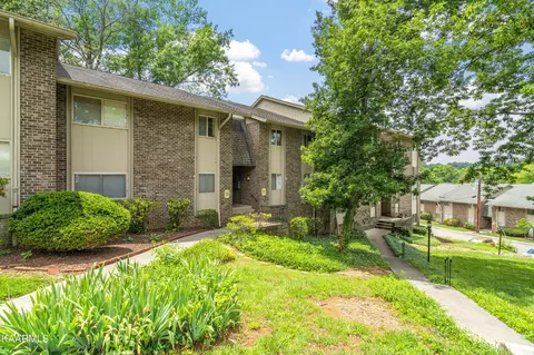3636 Taliluna Ave #208, Knoxville, TN 37919