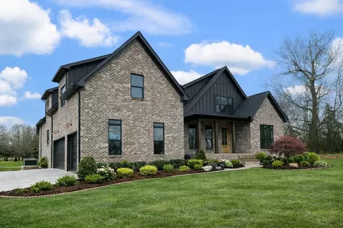 8625 Twelve Corners Rd, Lascassas, TN 37085