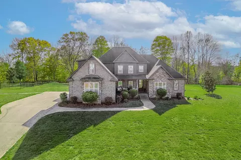 2142 Trieste Trl, Adams, TN 37010