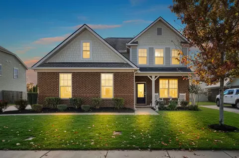 4909 Kingdom Dr, Murfreesboro, TN 37128