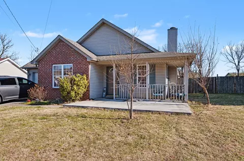832 Post Oak Dr, Antioch, TN 37013