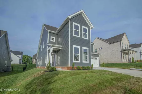 349 Ivey Farms Ln, Knoxville, TN 37934