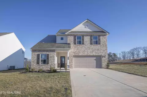 142 Thuja Tree Ln, Lenoir City, TN 37771
