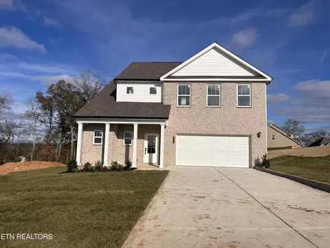 389 Sugar Maple Trl, Lenoir City, TN 37771