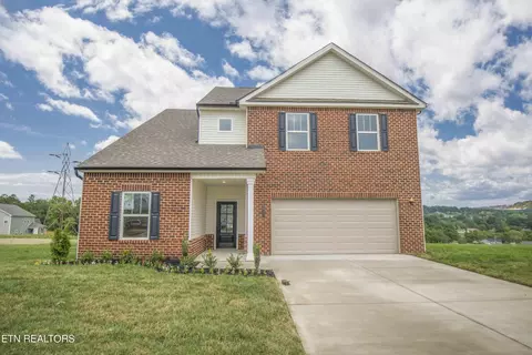 223 Thuja Tree Ln, Lenoir City, TN 37771