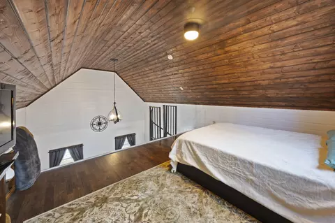 Bedroom - 1085 Henegar Rd, Morrison, TN 37357 photo 3 of 3
