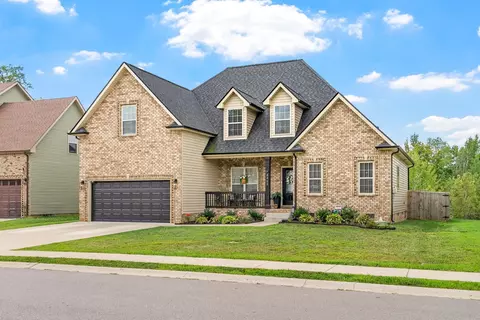 2462 Shadowood Rd, Clarksville, TN 37043