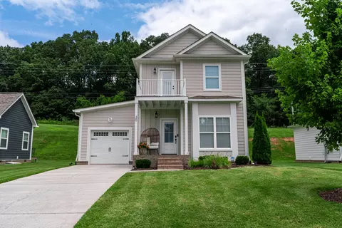 30 Sycamore Rdg W, Burns, TN 37029