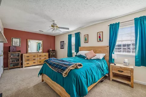 Bedroom - 1908 Pennington Dr, Murfreesboro, TN 37129 photo 4 of 8