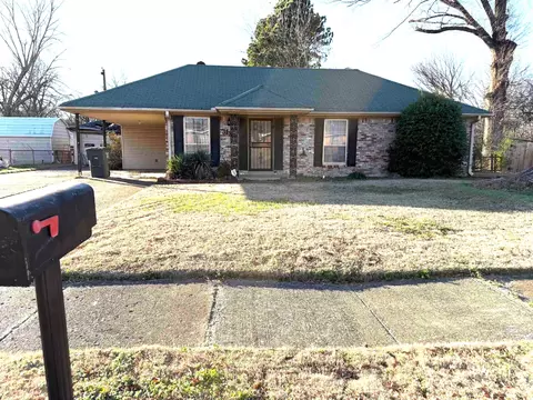 3181 Brookmeade St, Memphis, TN 38127