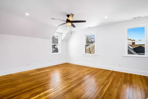 Bedroom - 325 Walnut St N, Springfield, TN 37172 photo 6 of 7