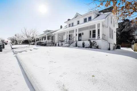 Exterior - 325 Walnut St N, Springfield, TN 37172 photo 4 of 7