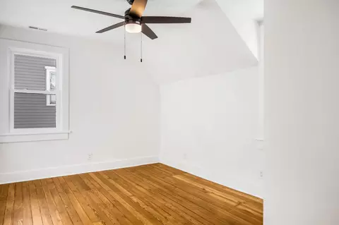 Bedroom - 325 Walnut St N, Springfield, TN 37172 photo 4 of 7