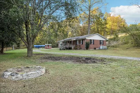 401 Mcclure St, Red Boiling Springs, TN 37150