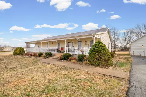 126 Flowers Rd, Crofton, KY 42217