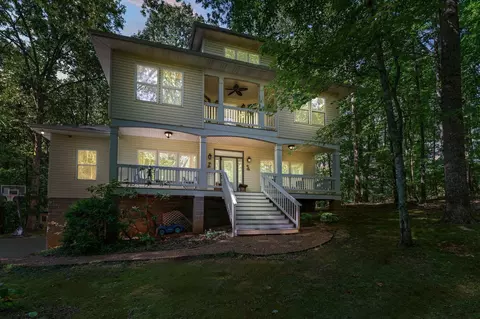 2504 Bearwallow Rd, Ashland City, TN 37015