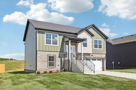 837 Macon Ln, Clarksville, TN 37042