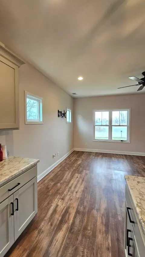 Other - 301 22nd Ave E, Springfield, TN 37172 photo 2 of 7