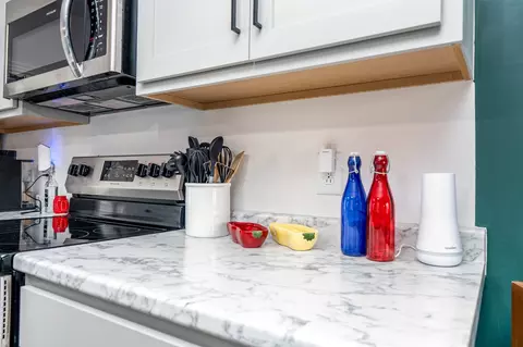 Kitchen - 301 22nd Ave E, Springfield, TN 37172 photo 3 of 5