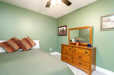 Bedroom - 301 22nd Ave E, Springfield, TN 37172 photo 4 of 4