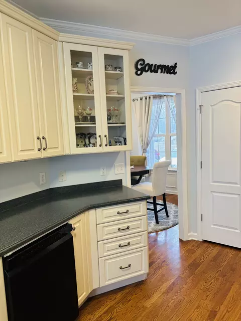 Kitchen - 4629 Smitty Dr, Murfreesboro, TN 37128 photo 2 of 5