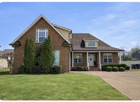 4629 Smitty Dr, Murfreesboro, TN 37128