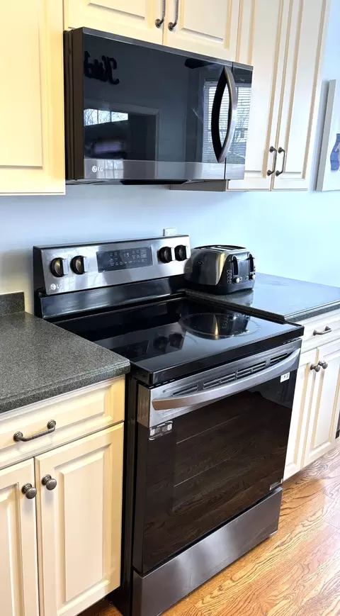 Kitchen - 4629 Smitty Dr, Murfreesboro, TN 37128 photo 3 of 5