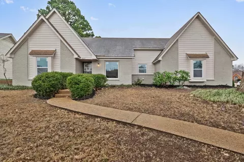 6609 Rocky Park Dr, Memphis, TN 38141