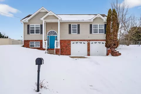 2670 Blue Willow Ct, Clarksville, TN 37042