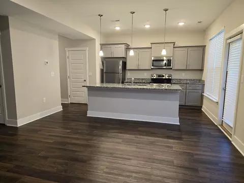 6008 Hillside Ln, Spring Hill, TN 37174