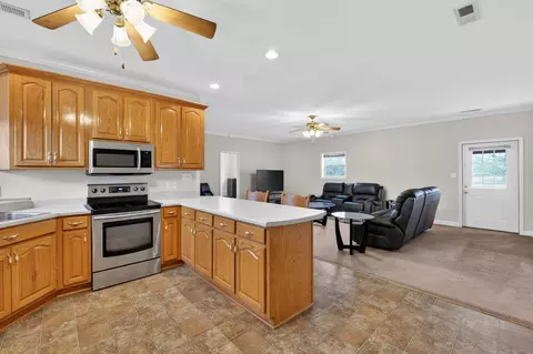 Kitchen - 31 Frame Ln, Kelso, TN 37348 photo 5 of 5