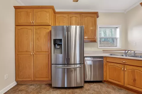 Kitchen - 31 Frame Ln, Kelso, TN 37348 photo 4 of 5