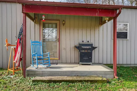 Exterior - 31 Frame Ln, Kelso, TN 37348 photo 5 of 6