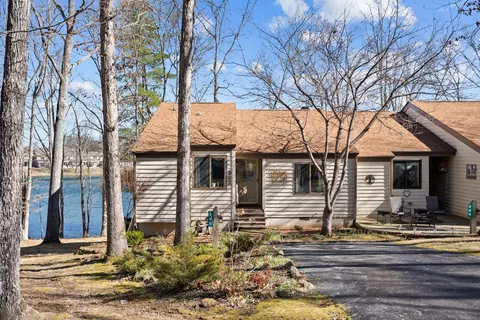 345 Lake Catherine Cir, Crossville, TN 38558