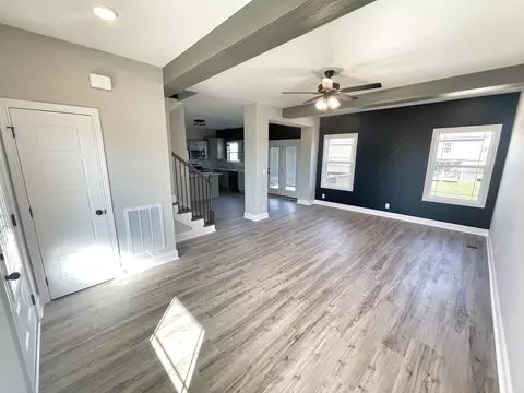 2038 Jackie Lorraine Dr, Clarksville, TN 37042