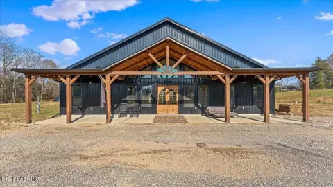143 Hamilton Rd, Kingston, TN 37763