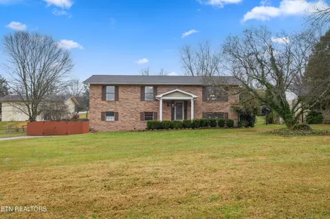 1212 Hoss Rd, Powell, TN 37849