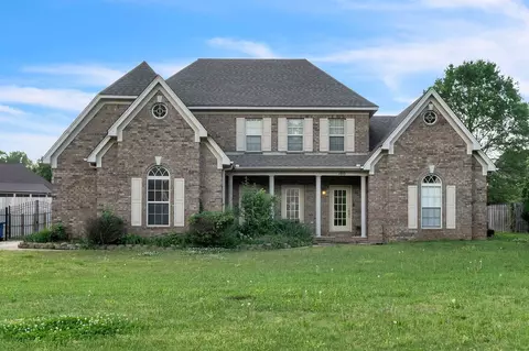 180 Charleswood Dr, Atoka, TN 38004