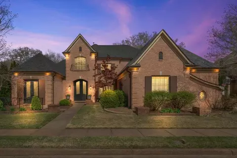 2836 Bayhill Woods Cv, Collierville, TN 38017