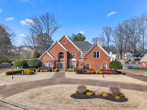 2198 Dogwood Oaks Dr, Germantown, TN 38139