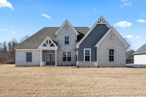 430 Cambridge Cv, Oakland, TN 38060