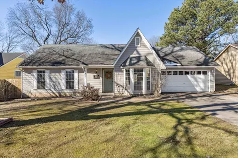 2647 Laurelcrest Dr, Memphis, TN 38133