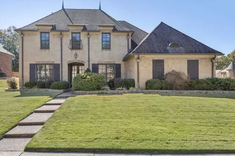 8291 Callie Manor Dr, Arlington, TN 38002