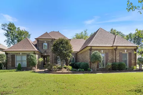 1710 Stillwind Ln, Collierville, TN 38017