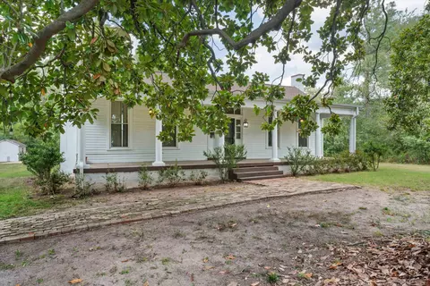 3688 James Rd, Memphis, TN 38128