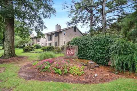 1824 Dragonfly Cv, Germantown, TN 38138