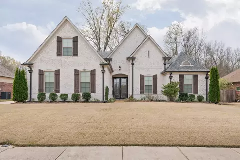 325 Laurel St, Oakland, TN 38060